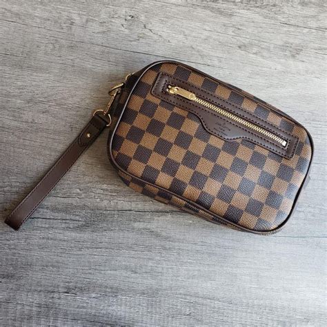 sobaquera louis vuitton para hombre